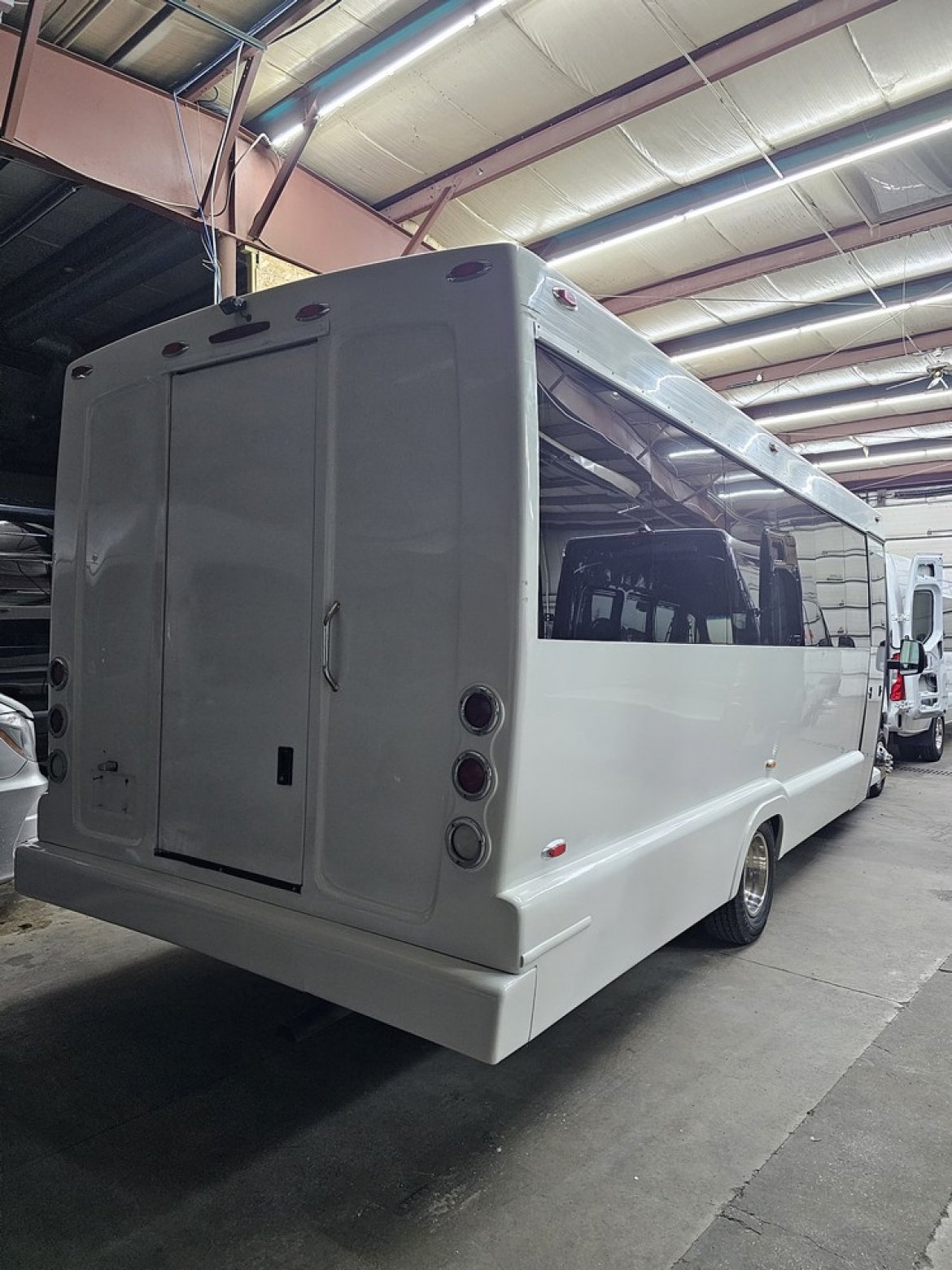 Limo Bus for Sale in Erie, PA - Photo 22