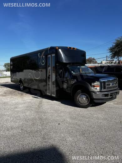 2010 Ford F550 Limo Bus for Sale in houston, Texas, US - Photo 4