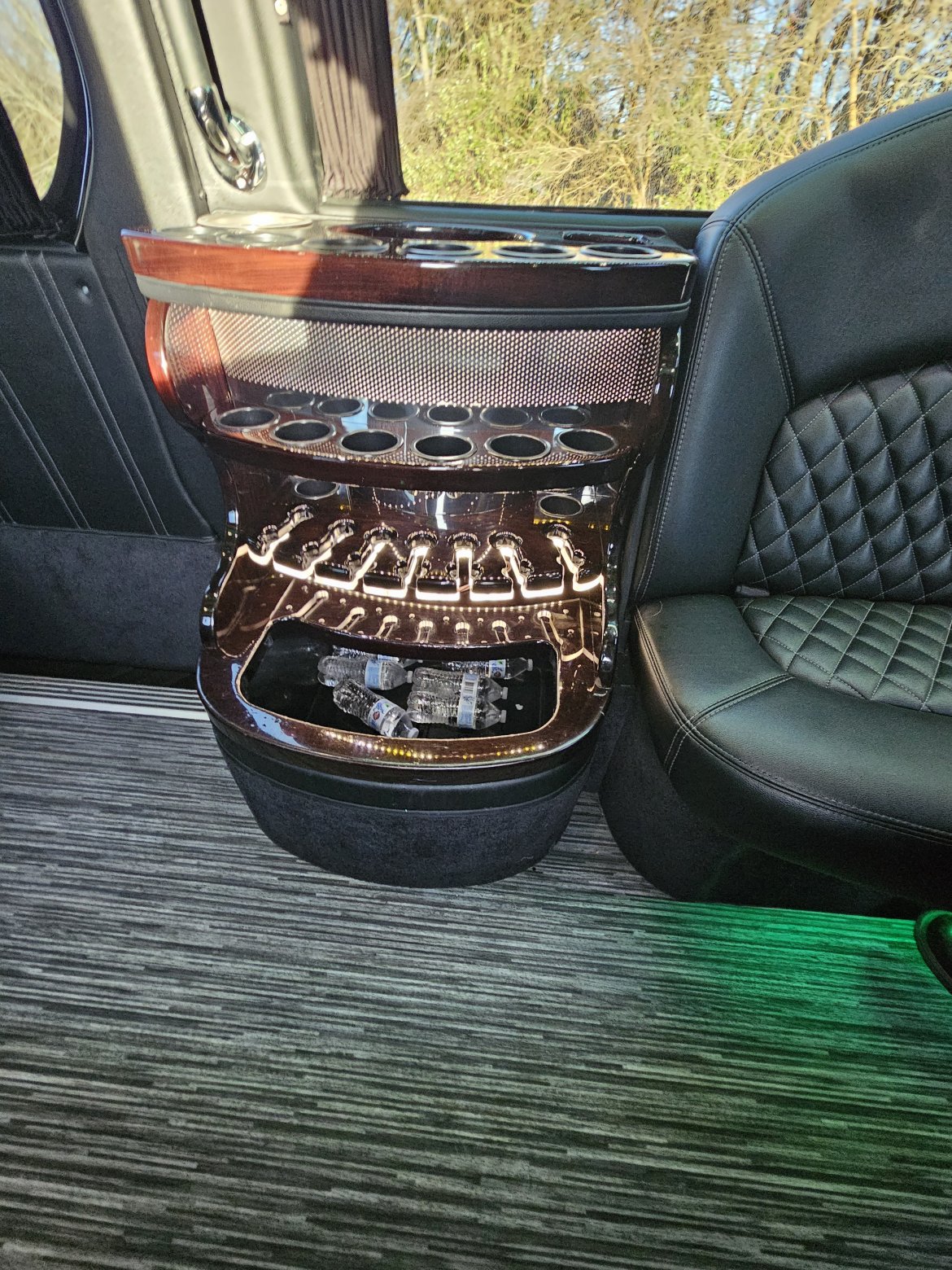 Limo Bus for Sale in Upper Marlboro, MD - Photo 11