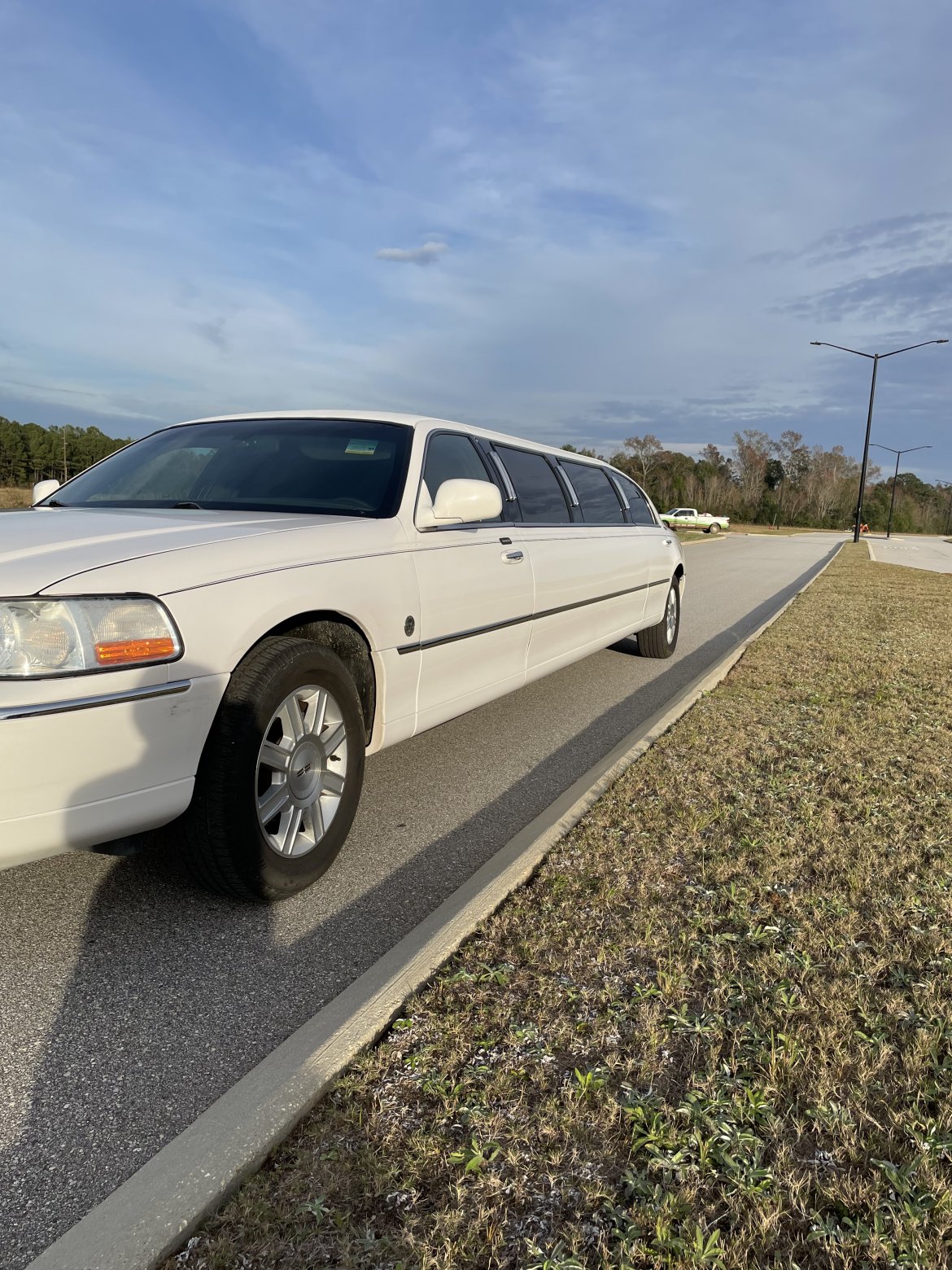 Limousine for sale: 2008 Lincoln Town Car by Federal