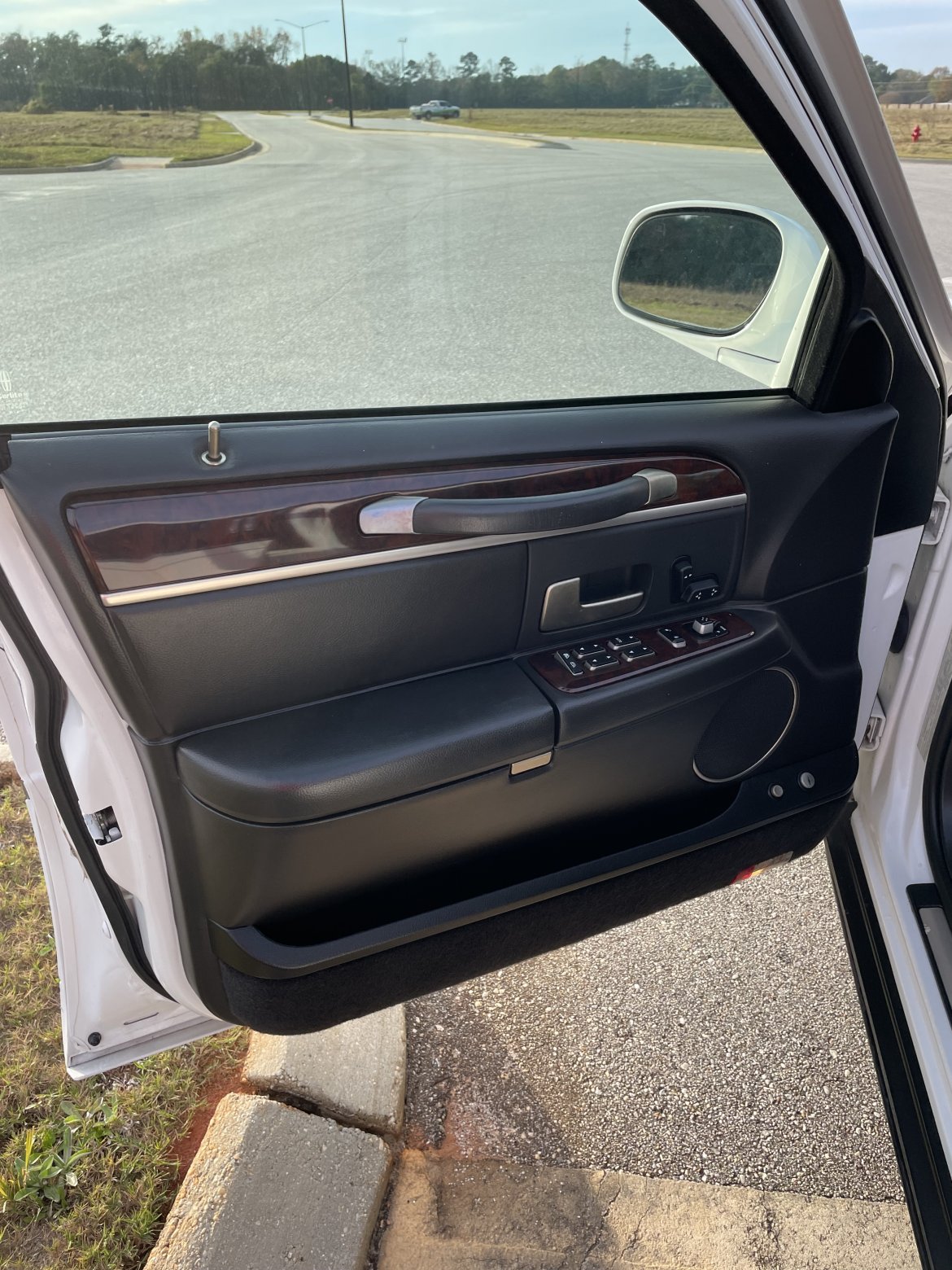 Limousine for Sale in Daphne, AL - Photo 14