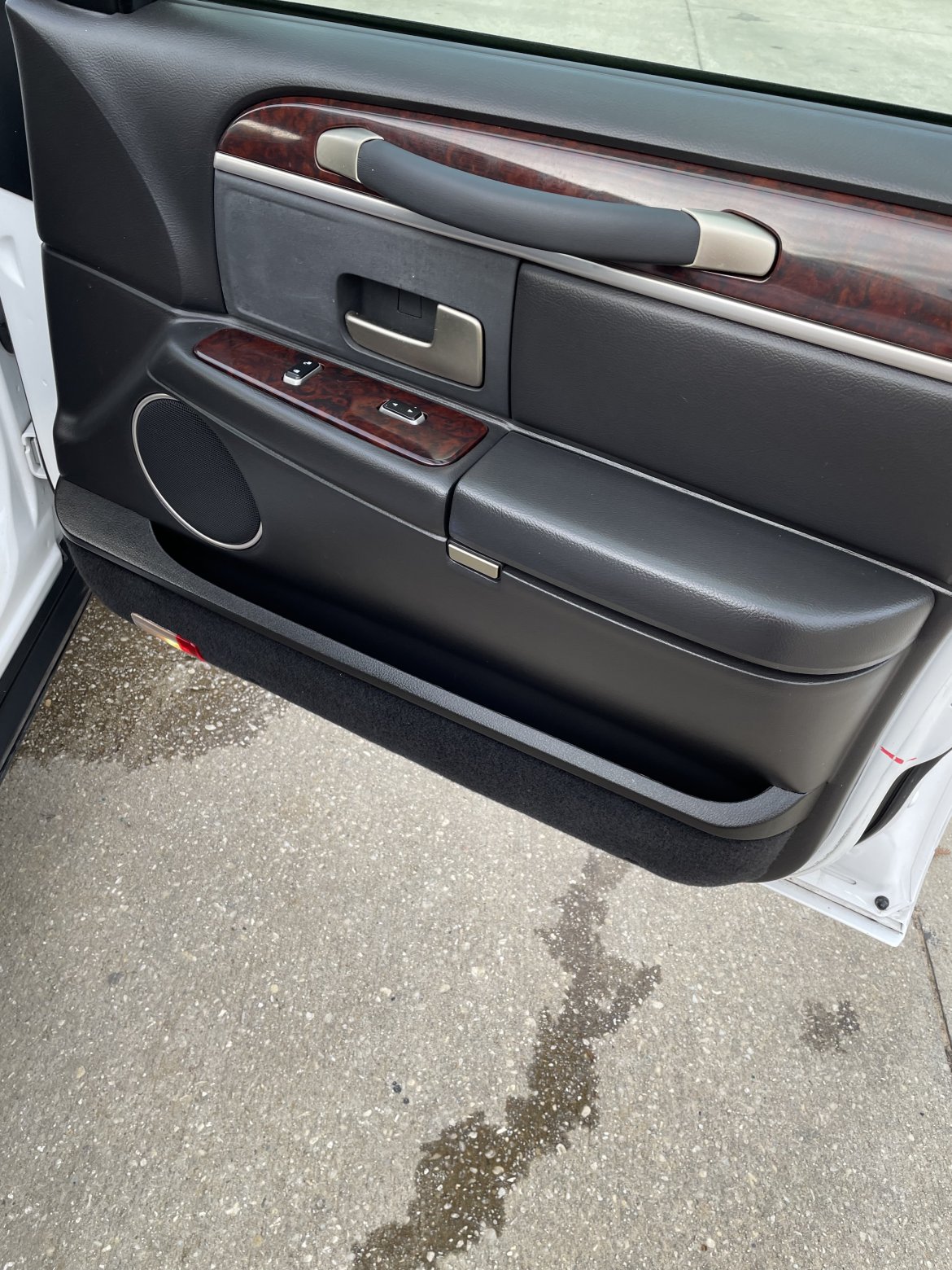 Limousine for Sale in Daphne, AL - Photo 15