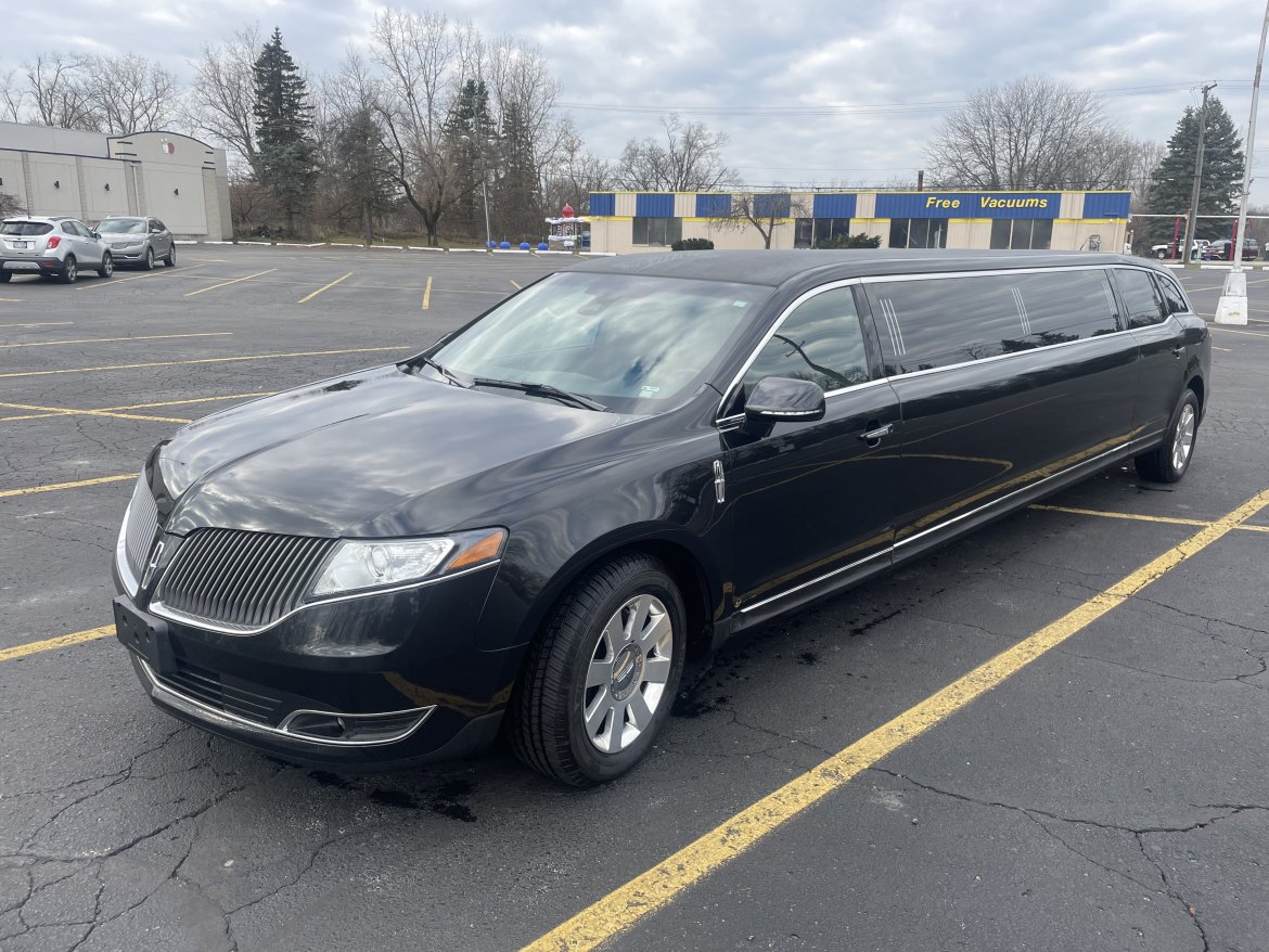 Limousine for sale: 2014 Lincoln MKT by Executive Coach Builders, Inc.