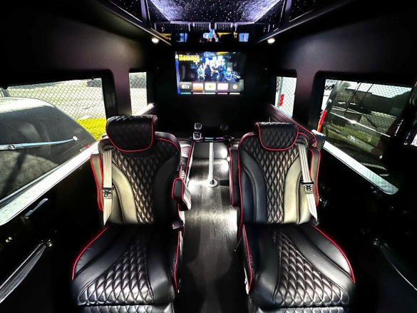 2021 Mercedes-Benz 3500 Sprinter Diplomat Sprinter for Sale in CARSON, CA - Photo 2