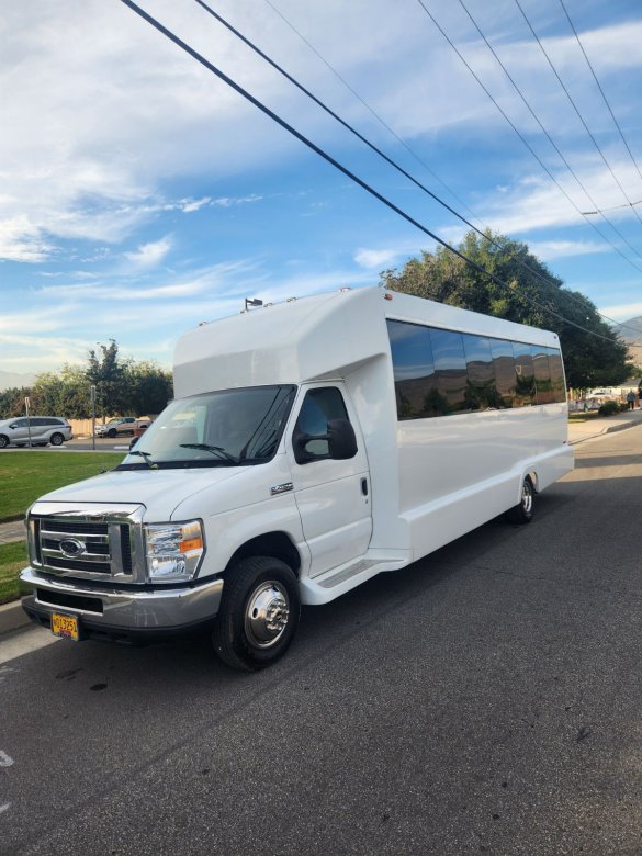 2011 Ford E450 Limo Bus for Sale in Fontana, CA - Main Photo