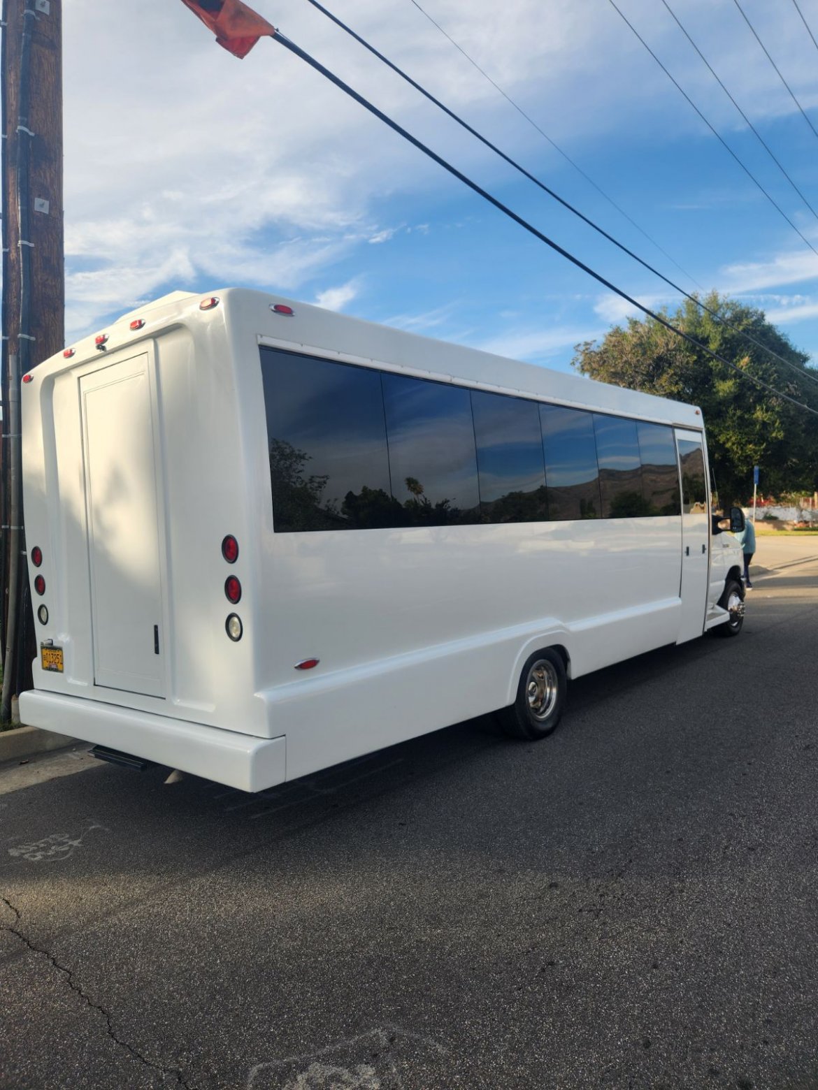 Limo Bus for Sale in Fontana, CA - Photo 4