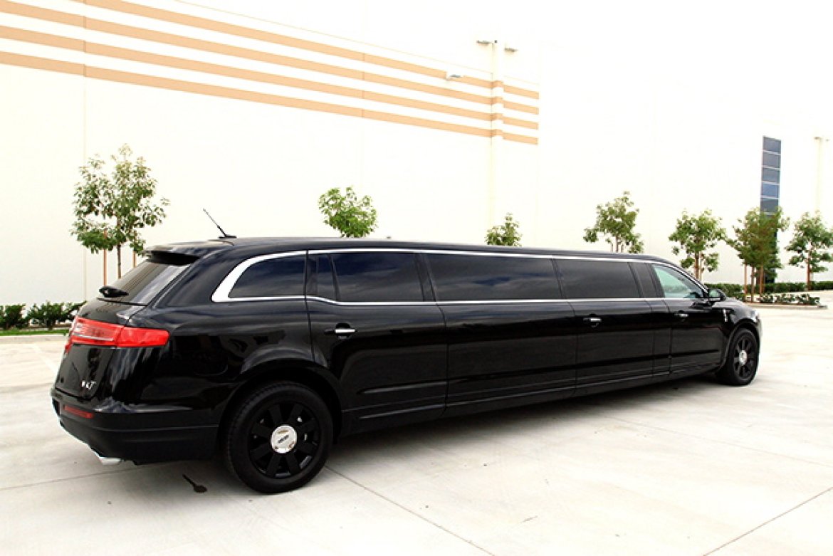 Photo of Limousine for sale: 2017 Lincoln MKT 27&quot; by Tiffany Coach