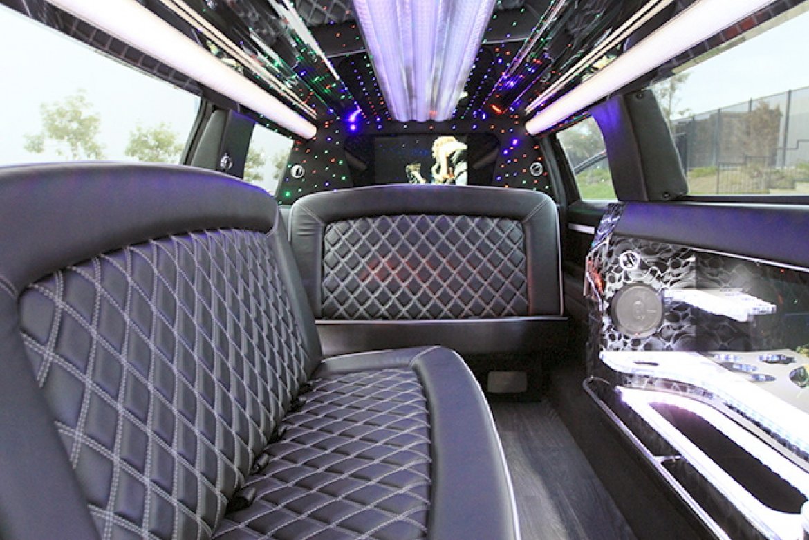 Photo of Limousine for sale: 2017 Lincoln MKT 27&quot; by Tiffany Coach