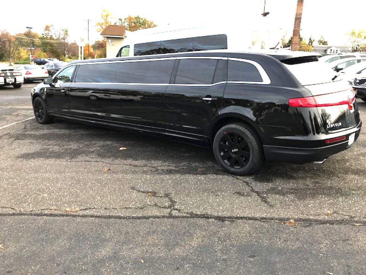 Photo of Limousine for sale: 2017 Lincoln MKT 27&quot; by Tiffany Coach