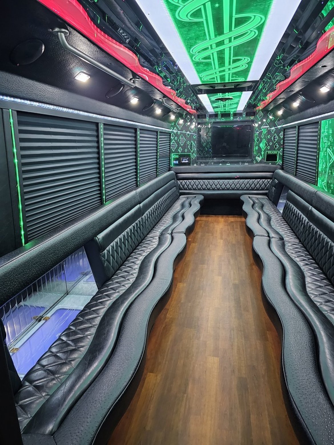 Limo Bus for Sale in Erie, PA - Photo 6