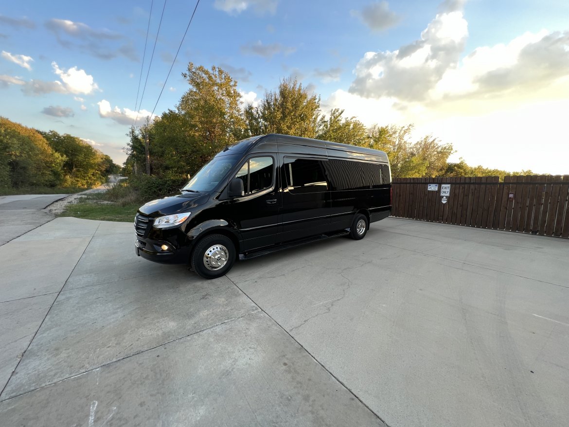 Sprinter for sale: 2022 Mercedes-Benz Sprinter 3500 EXT 170&quot; by Pinnacle Limo Manufacturing