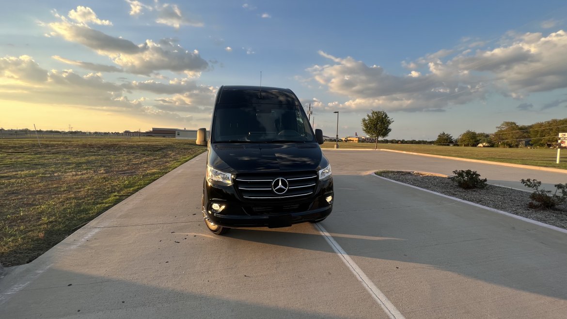 Sprinter for Sale in Arlington, TX - Photo 2