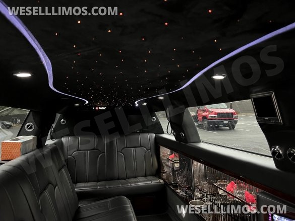2014  Lincoln MKT Limousine