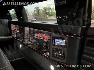 2014  Lincoln MKT Limousine