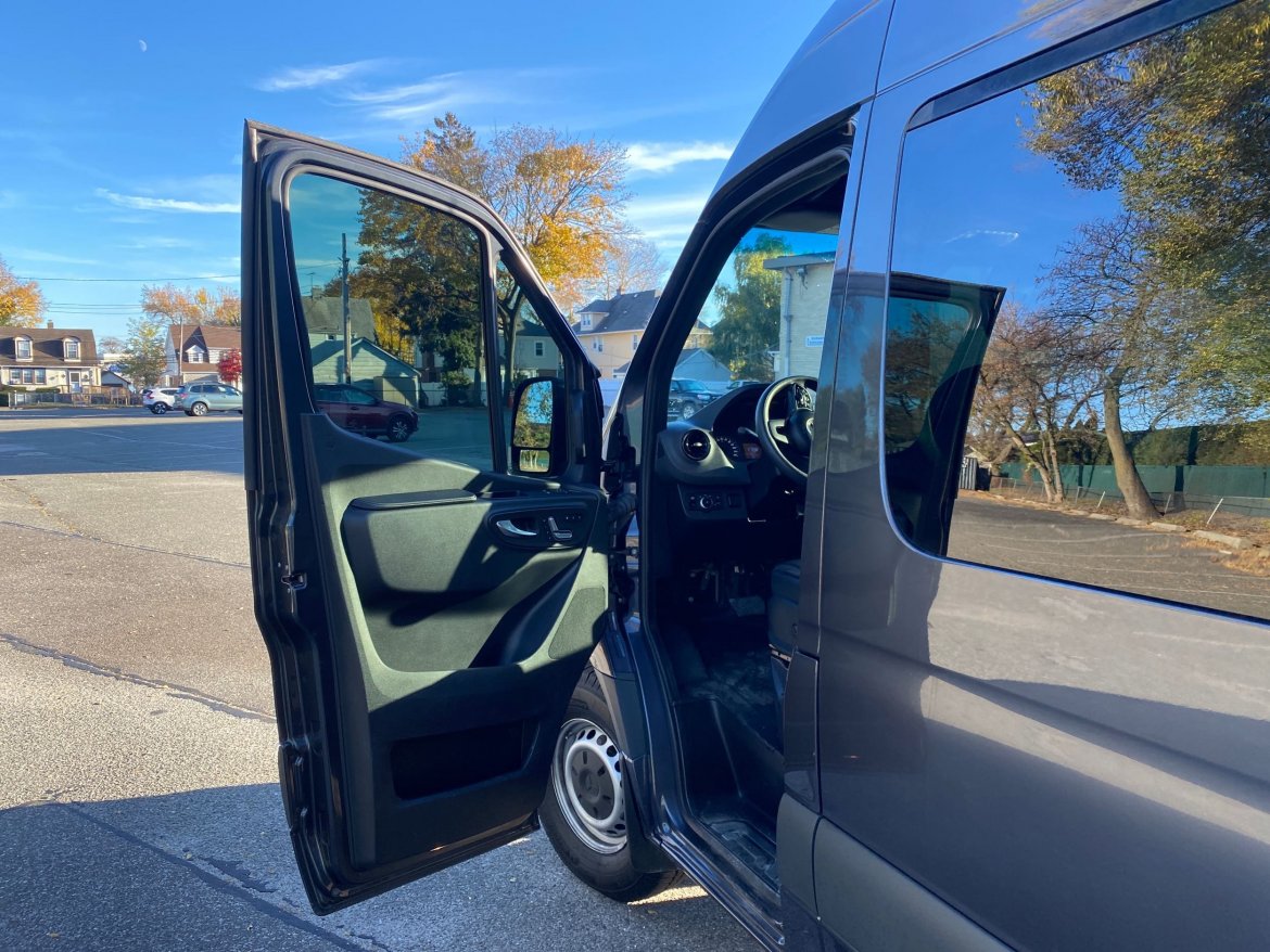 Sprinter for Sale in baldwin, NY - Photo 11