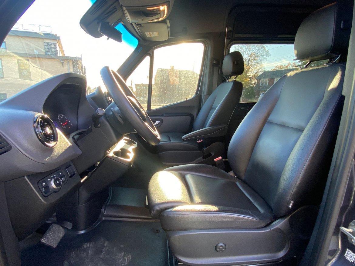 Sprinter for Sale in baldwin, NY - Photo 13