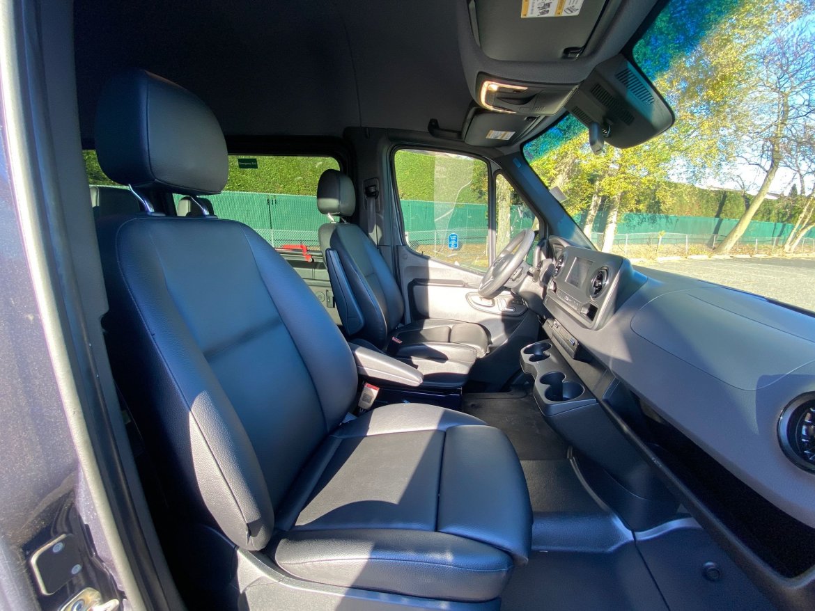 Sprinter for Sale in baldwin, NY - Photo 18