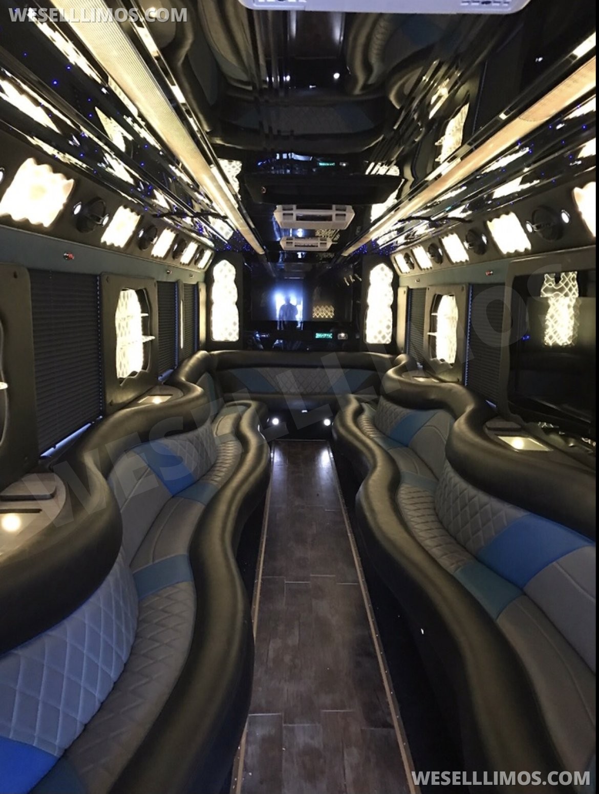 Photo of Limo Bus for sale: 2012 Freightliner Workhorse/ CT Coach by CT Coach
