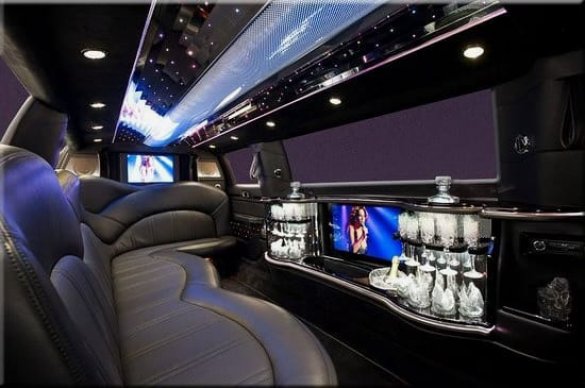 2014 Lincoln MKT Limousine for Sale in Naperville, IL - Main Photo