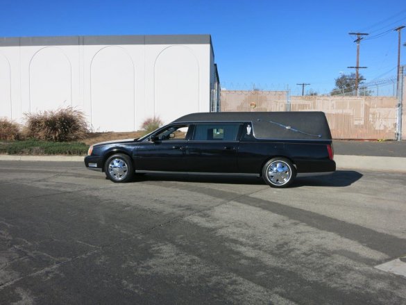 2004 Federal Coach Cadillac Deville Hearse