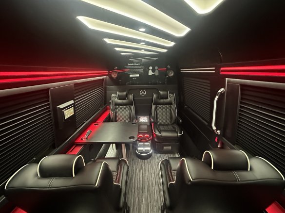 2023 Mercedes-Benz Executive Class Sprinter for Sale in Springfield, MO - Photo 3