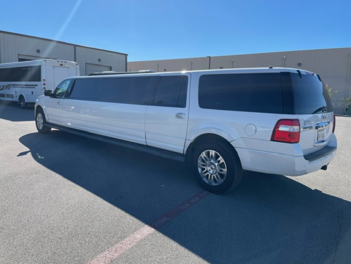 Limousine for Sale in Austin, TX - Photo 6