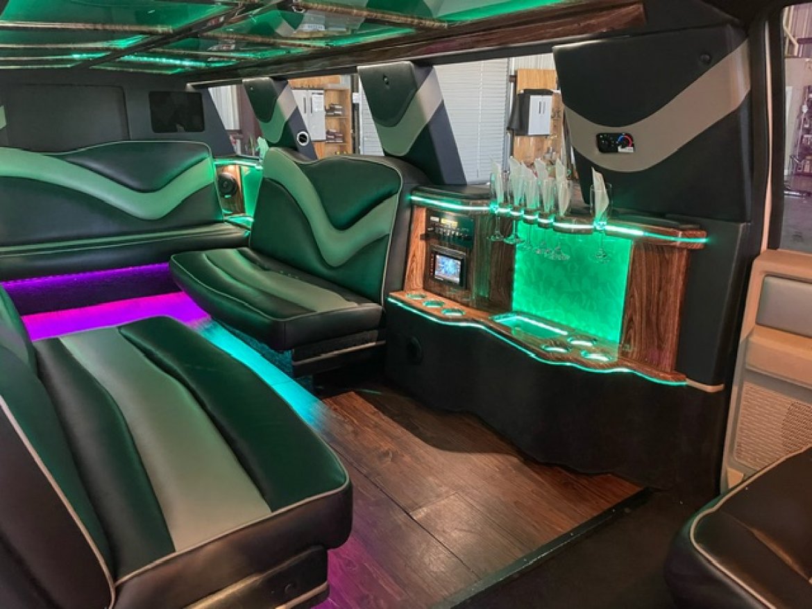 Limousine for Sale in Austin, TX - Photo 10