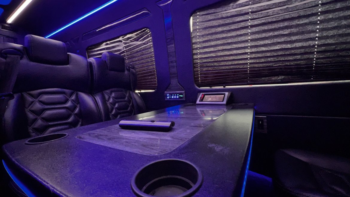 Executive Shuttle for Sale in Anaheim, CA - Photo 7