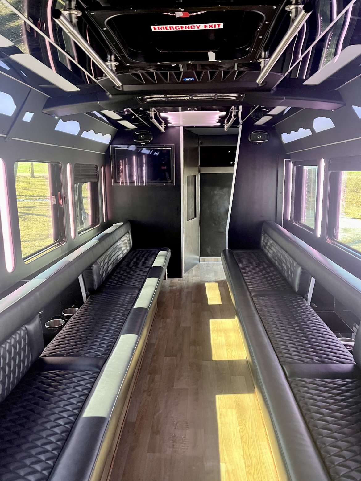 Limo Bus for Sale in Jackson, TN - Photo 22