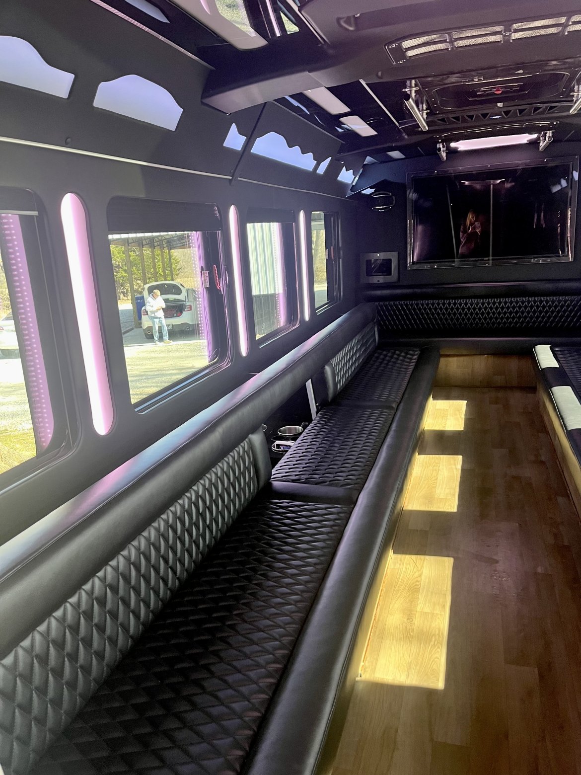Limo Bus for Sale in Jackson, TN - Photo 25