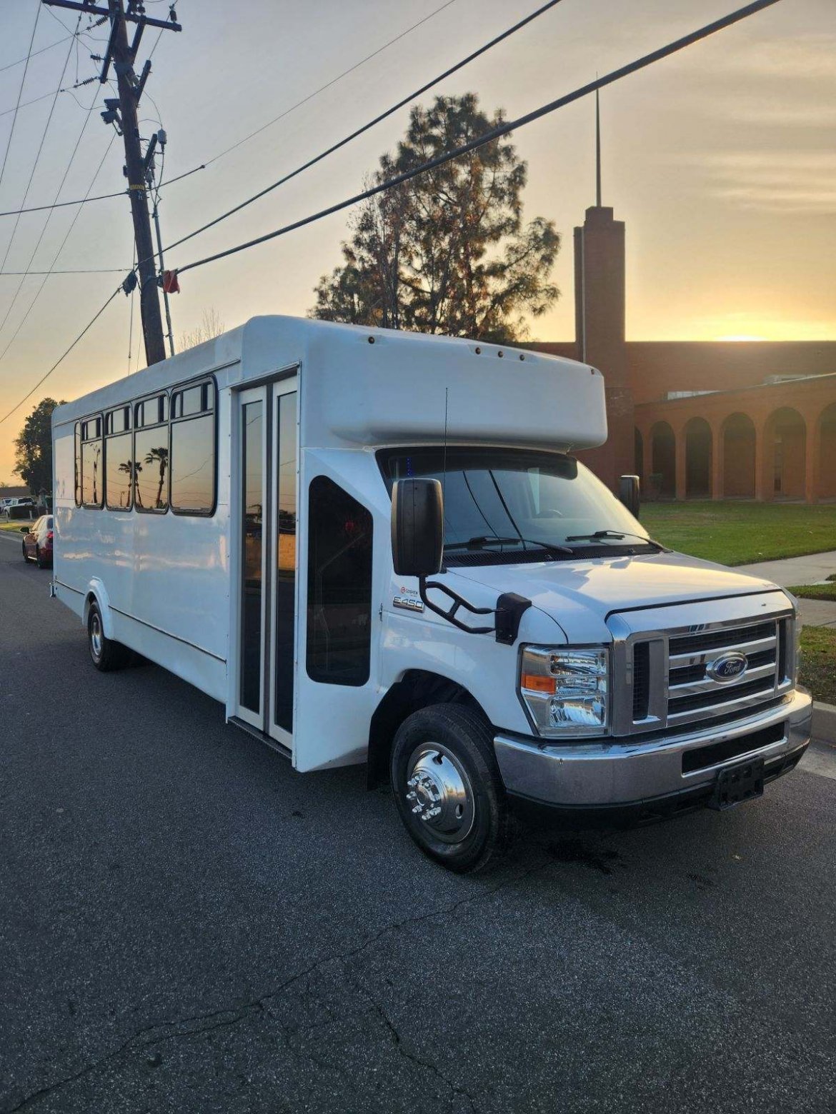 Limo Bus for Sale in Fontana, CA - Photo 6