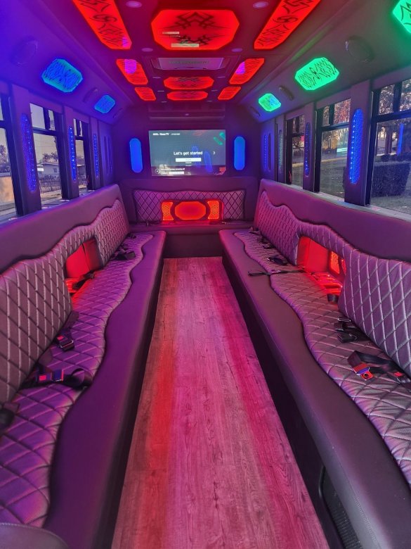 2017 Ford E450 Limo Bus for Sale in Fontana, CA - Main Photo