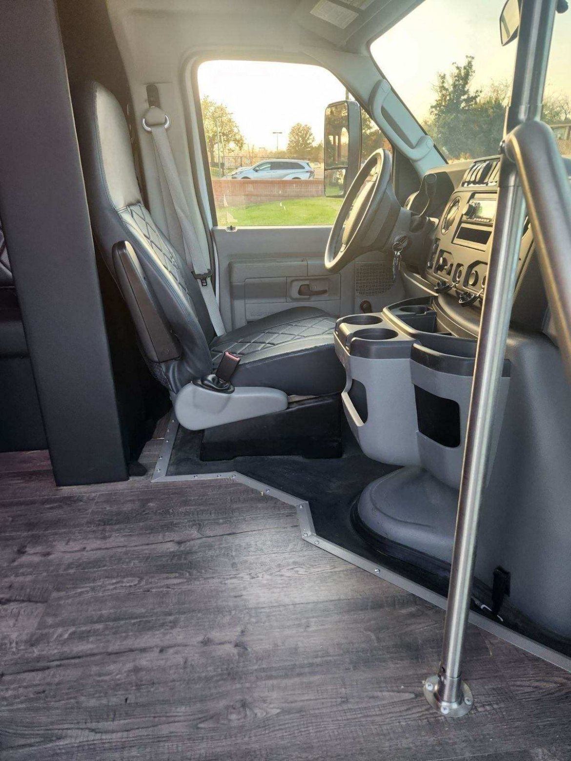 Limo Bus for Sale in Fontana, CA - Photo 14