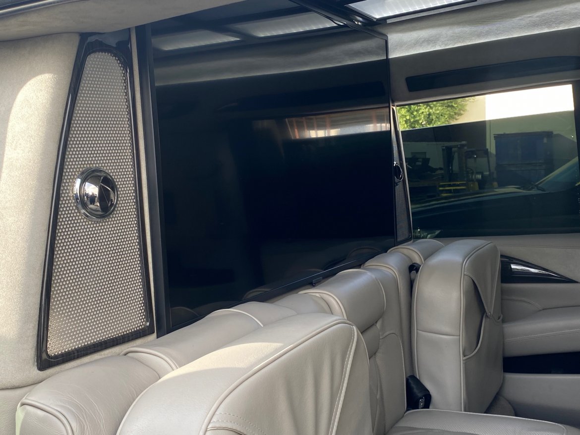 CEO SUV Mobile Office for Sale in Ontario, CA - Photo 9