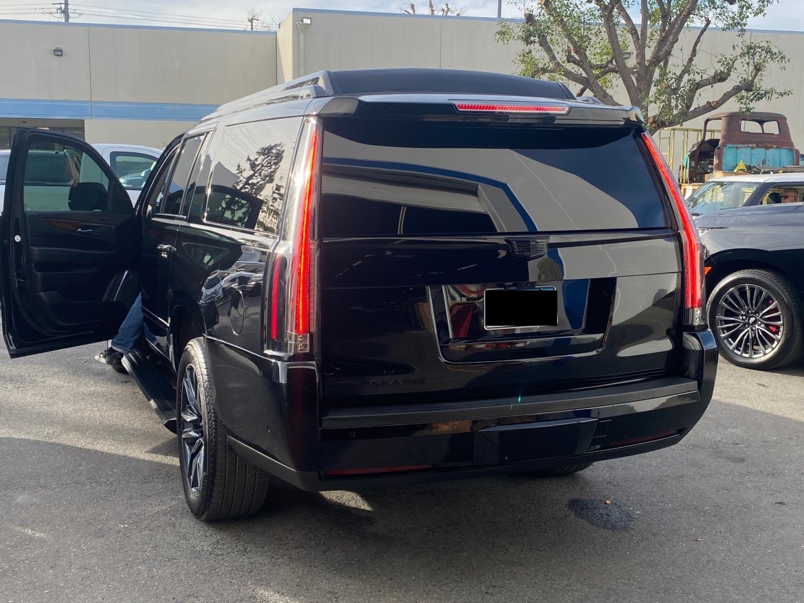 CEO SUV Mobile Office for Sale in Ontario, CA - Photo 5