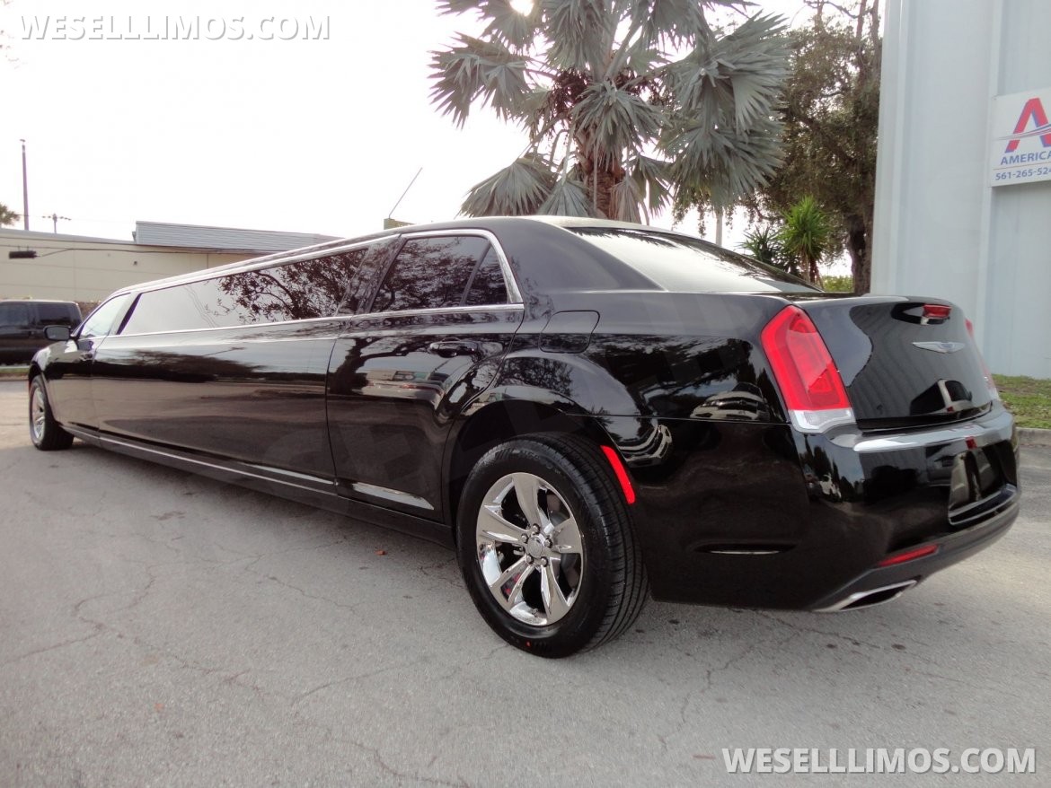 Limousine for Sale in Delray Beach, FL - Photo 7