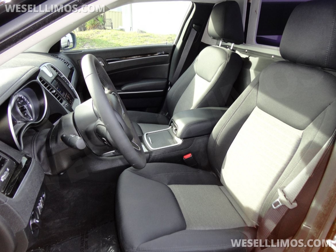 Limousine for Sale in Delray Beach, FL - Photo 11