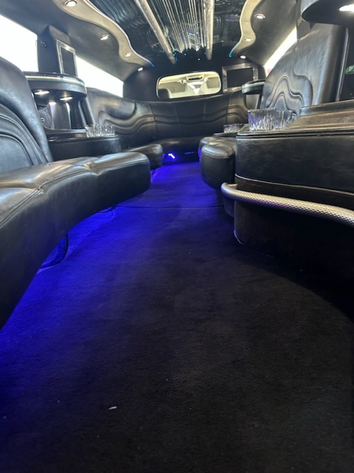 SUV Stretch for Sale in Chandler, AZ - Photo 4