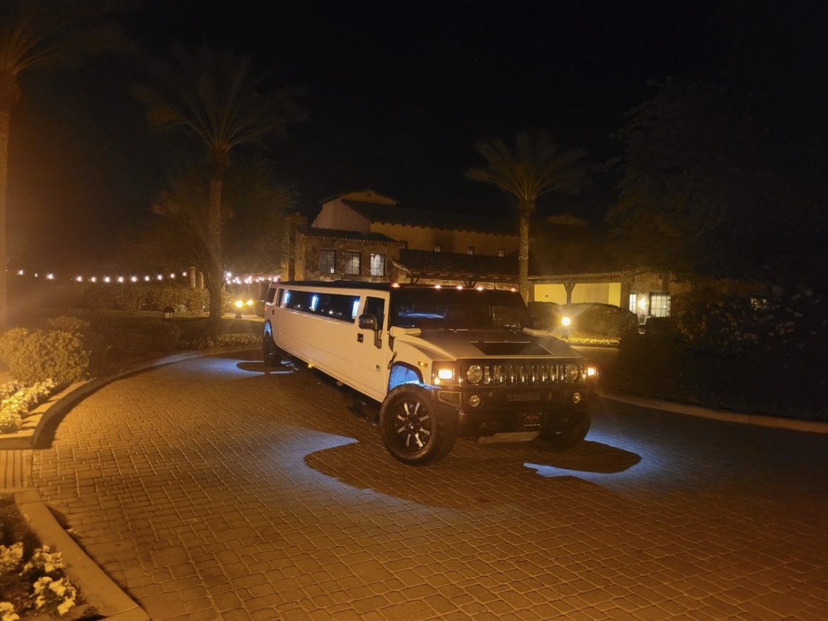 SUV Stretch for Sale in Chandler, AZ - Photo 12