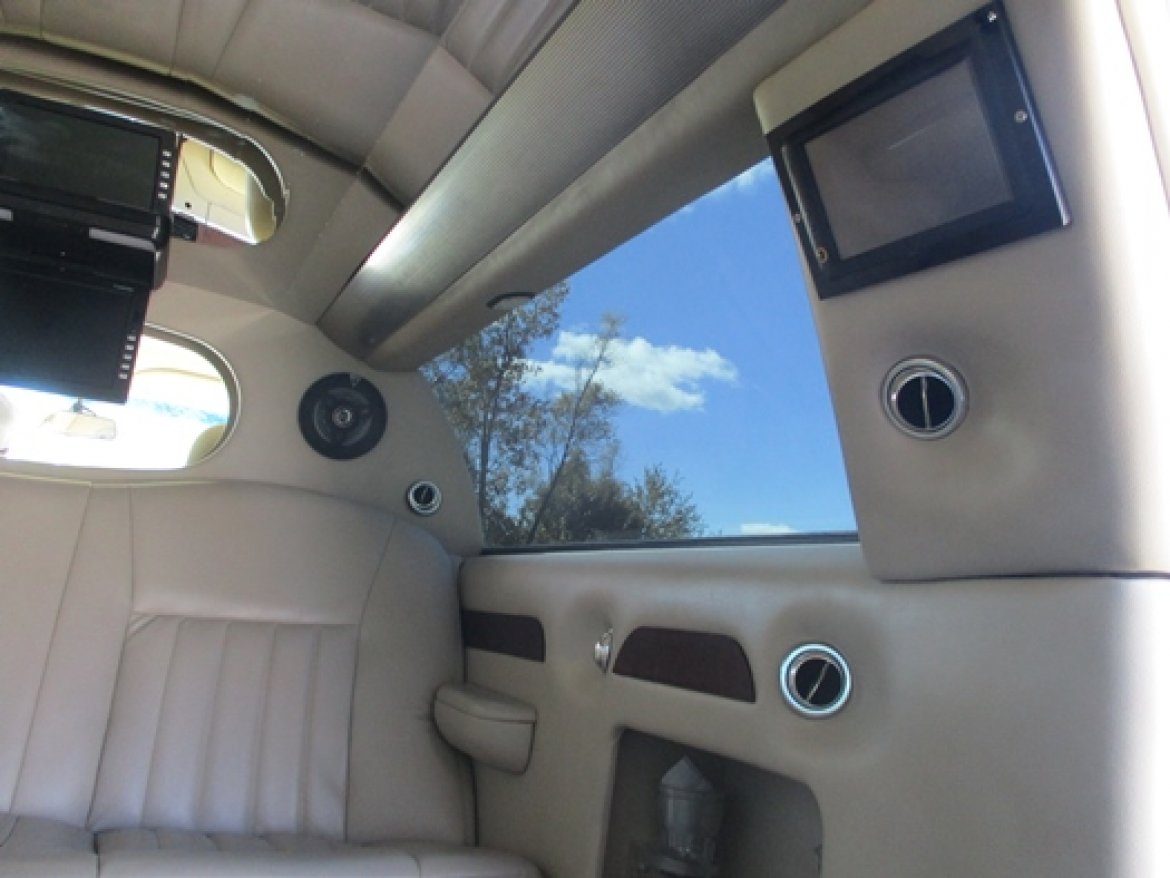 Used 2006 Lincoln Town Car for sale in Bellefontaine, OH WS17168 We