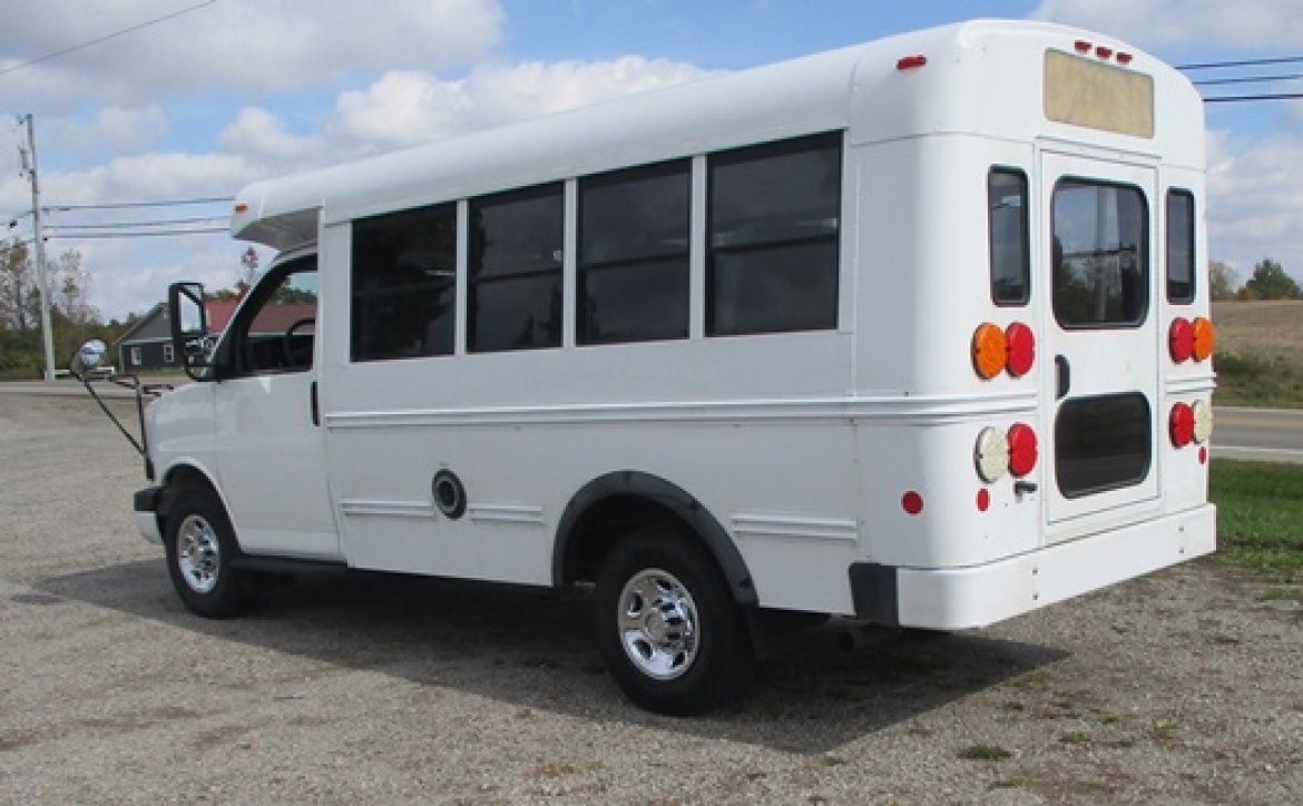 Shuttle Bus for Sale in Bellefontaine, OH - Photo 2