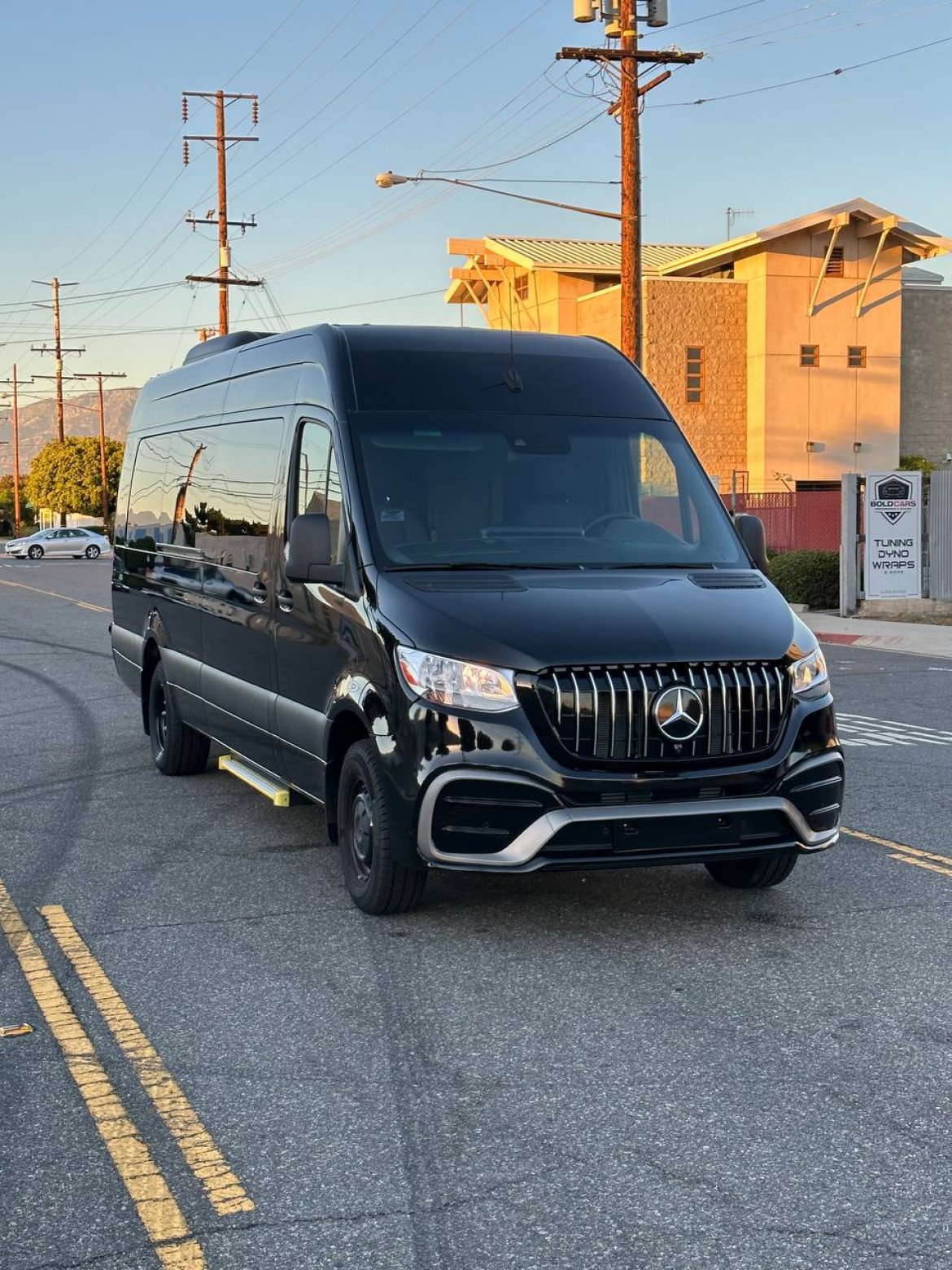 Executive Shuttle for sale: 2022 Mercedes-Benz 3500 sprinter v6 3.0 by Sprinter system and automation