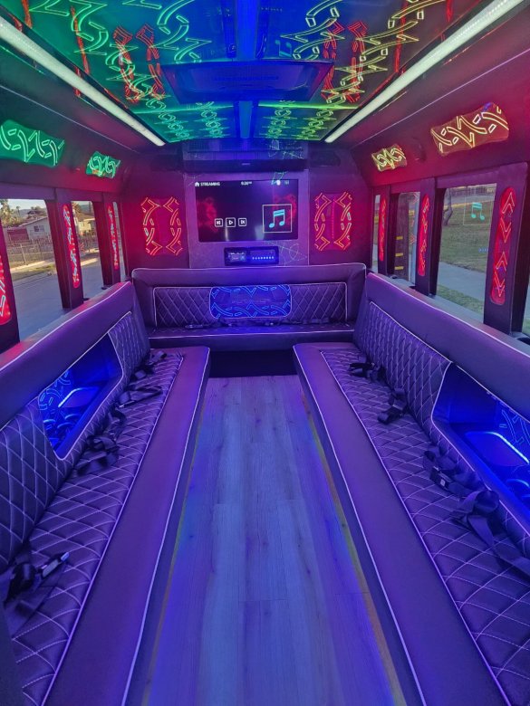 2016 Ford E450 Limo Bus for Sale in Fontana, CA - Main Photo
