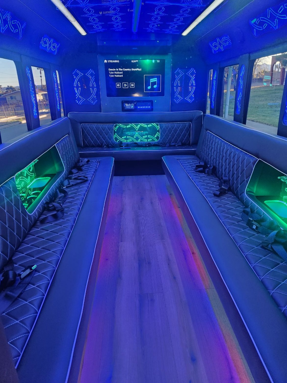 Limo Bus for Sale in Fontana, CA - Photo 11