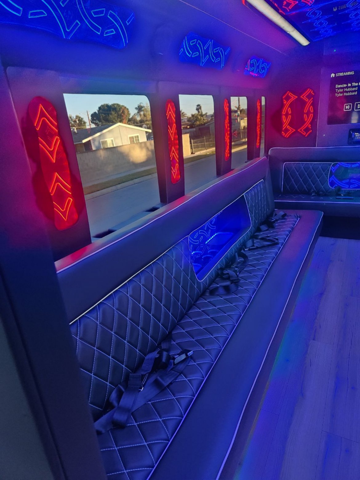 Limo Bus for Sale in Fontana, CA - Photo 15