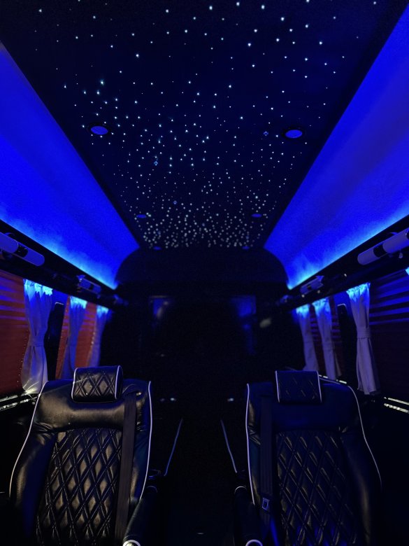 2021 Mercedes-Benz Sprinter 2500 Sprinter for Sale in Chesterfield, MO - Photo 3
