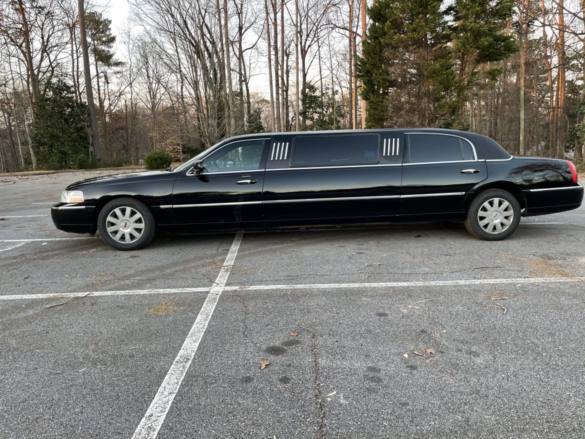 Limousine for Sale in brookhaven, GA - Photo 10
