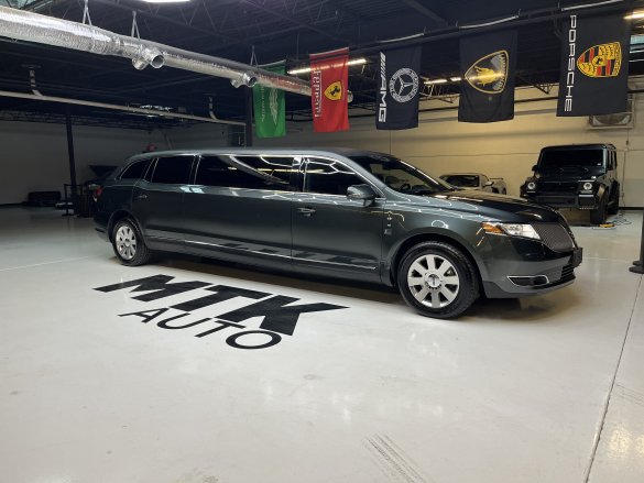2015 Lincoln MKT Limousine for Sale in Richmond, VA - Photo 3