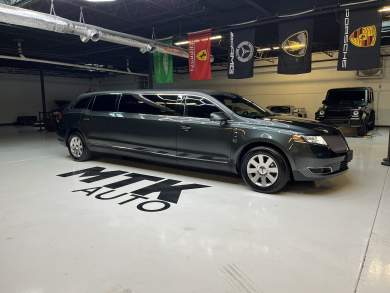 2015 Lincoln MKT Limousine for Sale in Richmond, Virginia, US - Photo 3