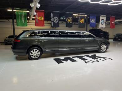 2015 Lincoln MKT Limousine for Sale in Richmond, Virginia, US - Photo 4